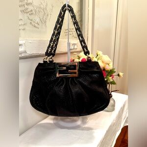 🖤Black Fendi Mia Bag🖤